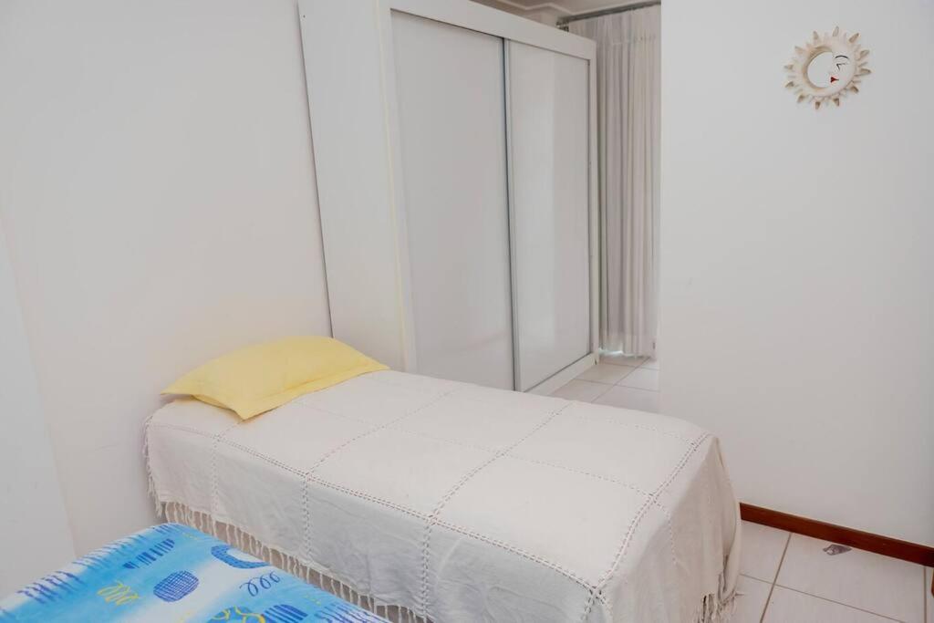 Bacutia, prédio frente ao mar!