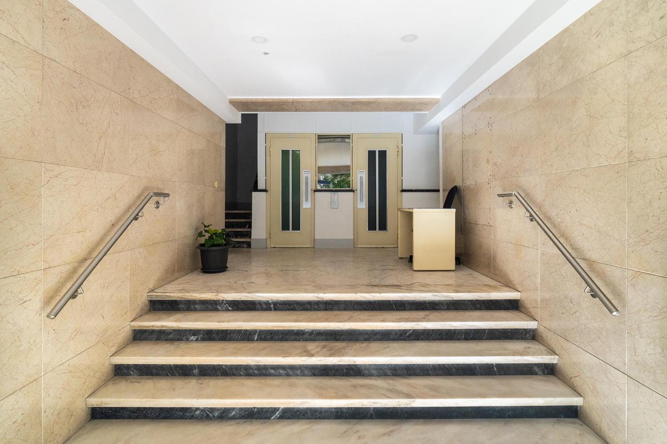 WHome Modern & Elegant Apartment in Central Lisbon view 4