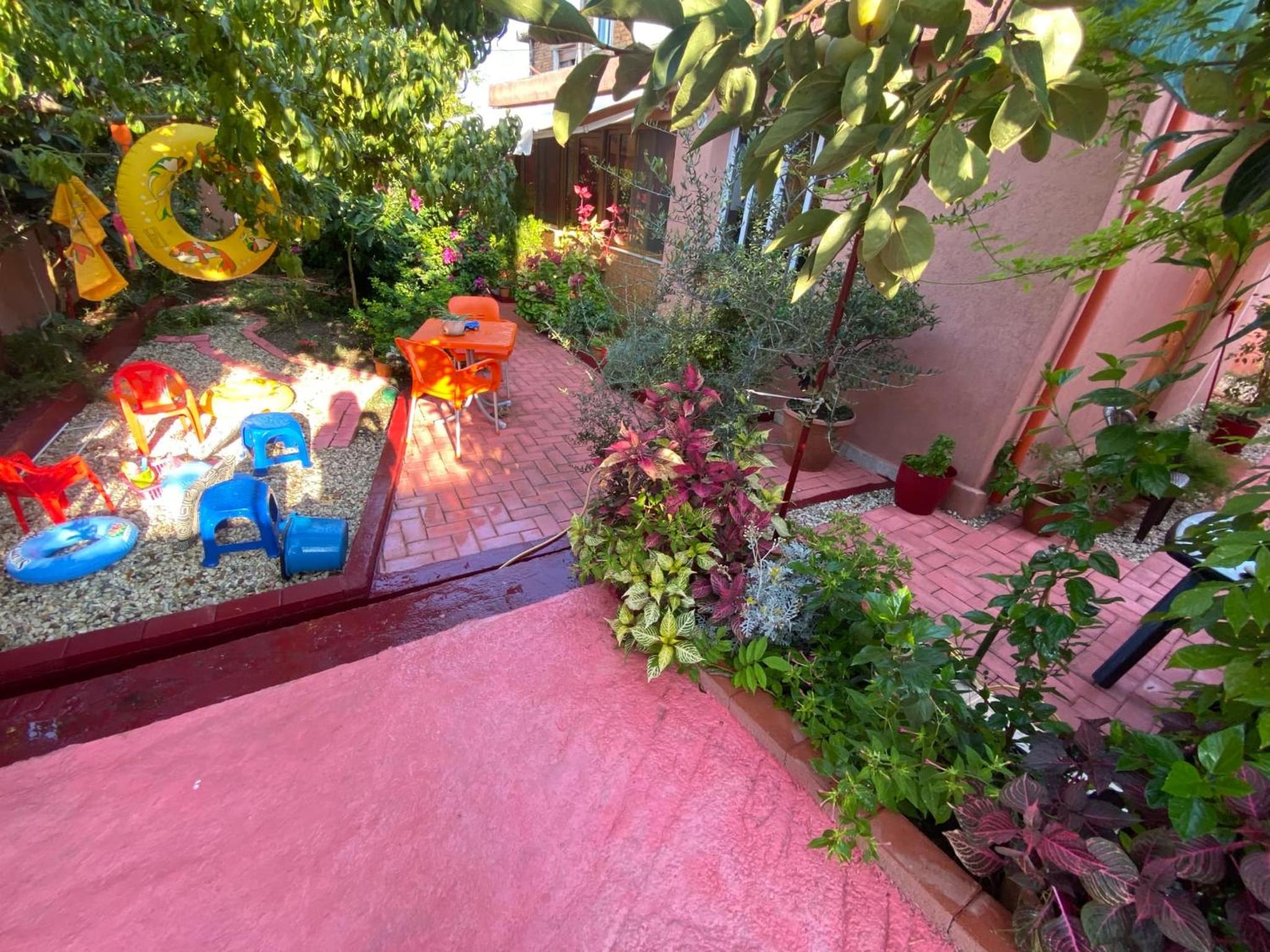 Terracotta House 1