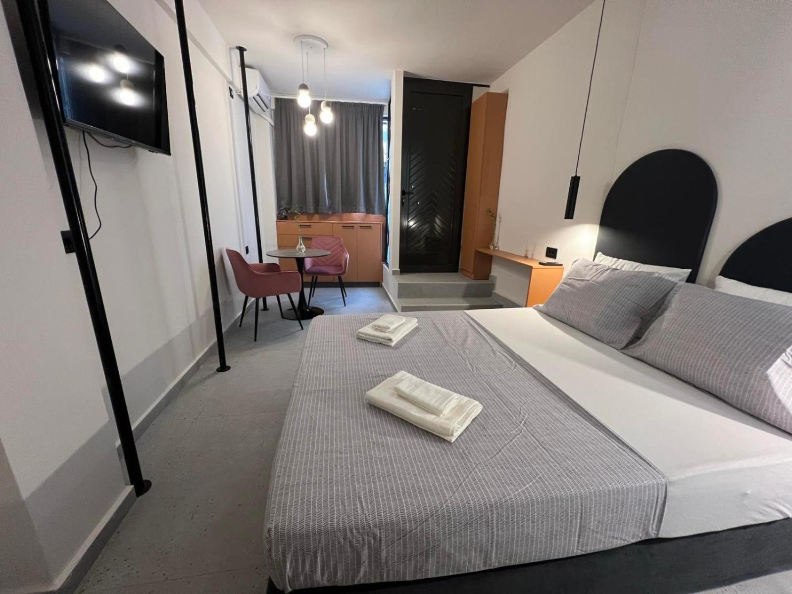 Apartment Falirou