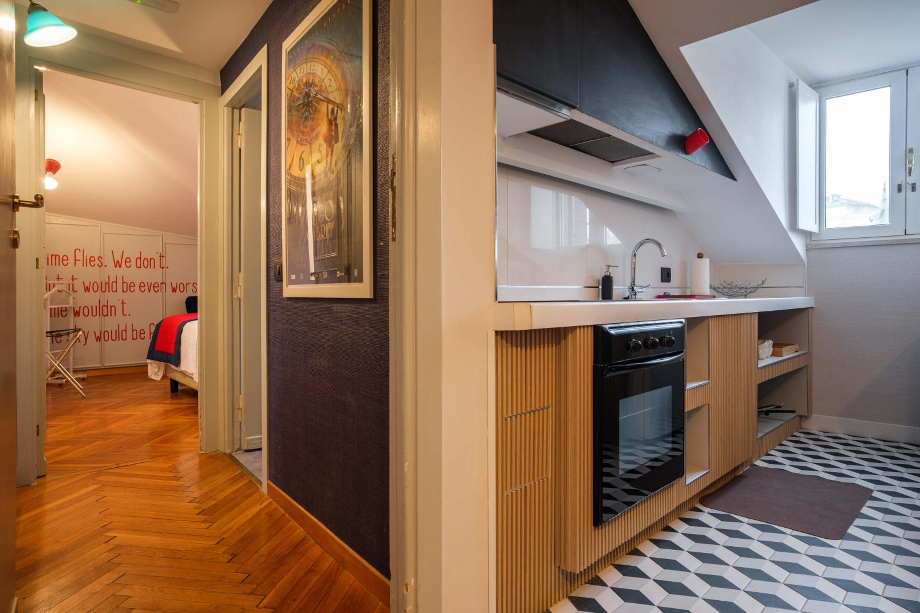 Vicario Suites