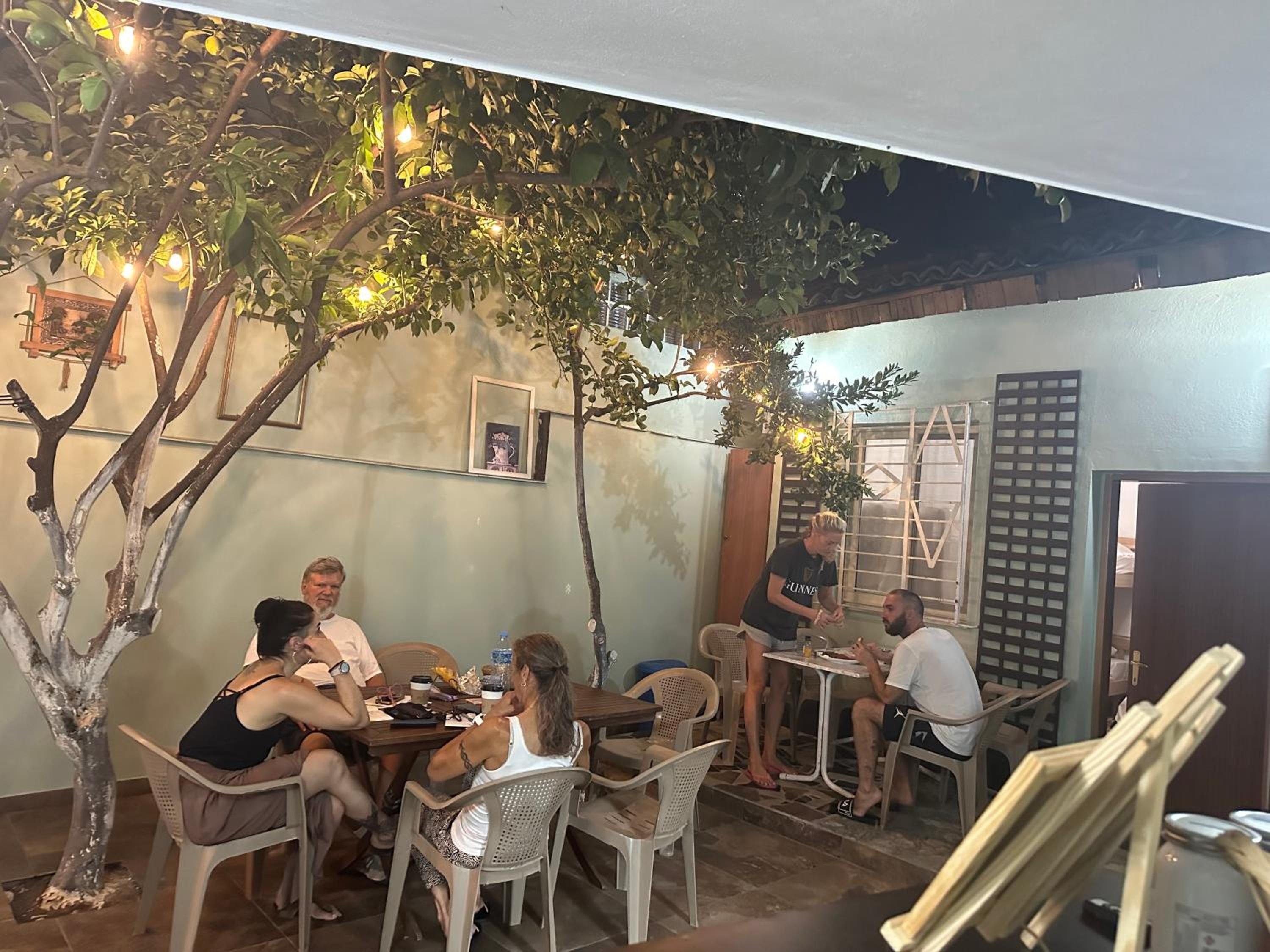 Tirana Lemon Breeze Hostel