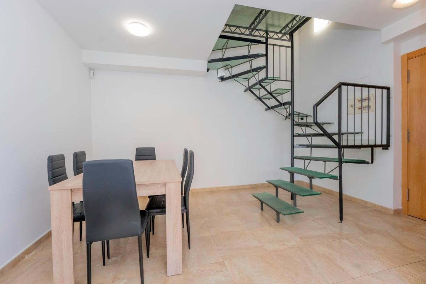 Apartamentos Torre Figueres