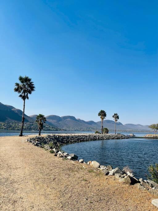 Hartbeespoort Dam Getaway Home