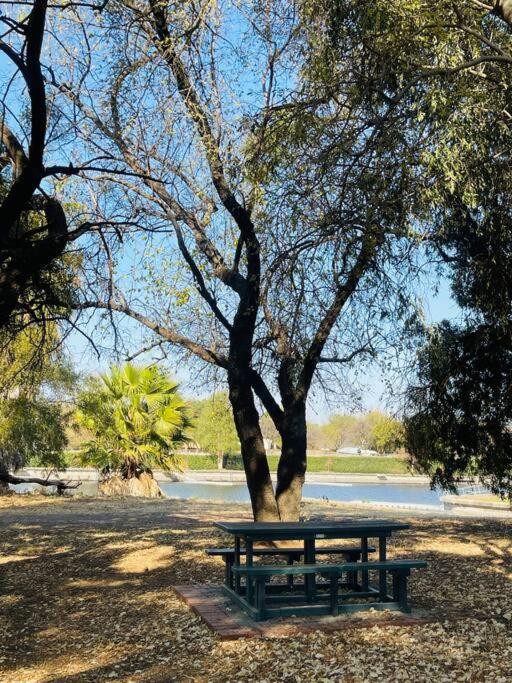 Hartbeespoort Dam Getaway Home