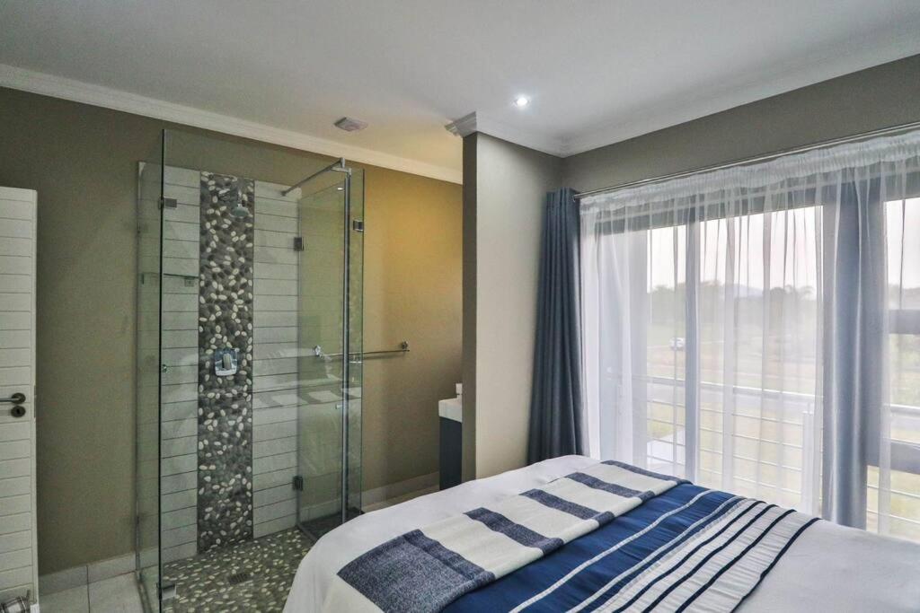 Hartbeespoort Dam Getaway Home