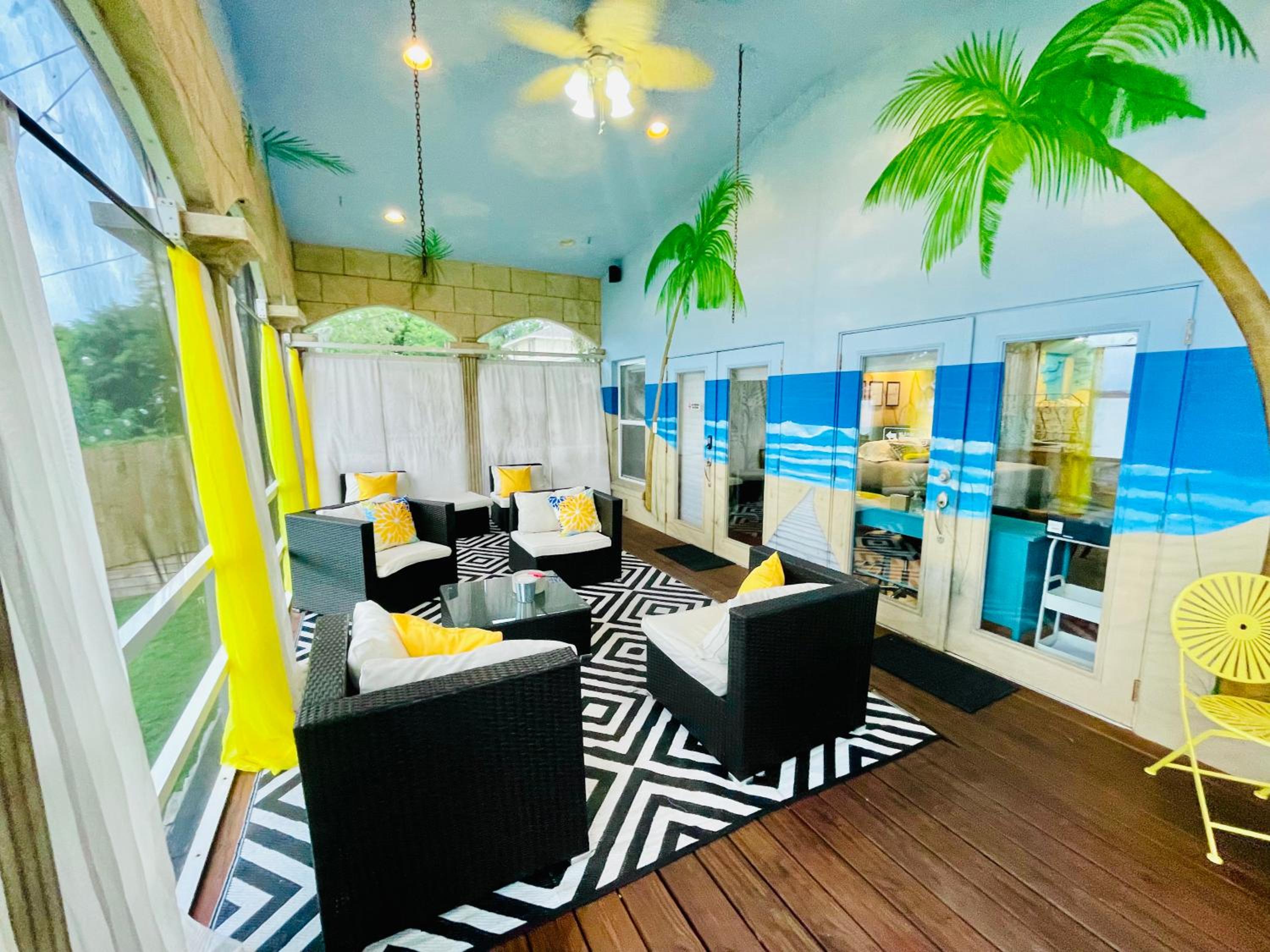 lounge