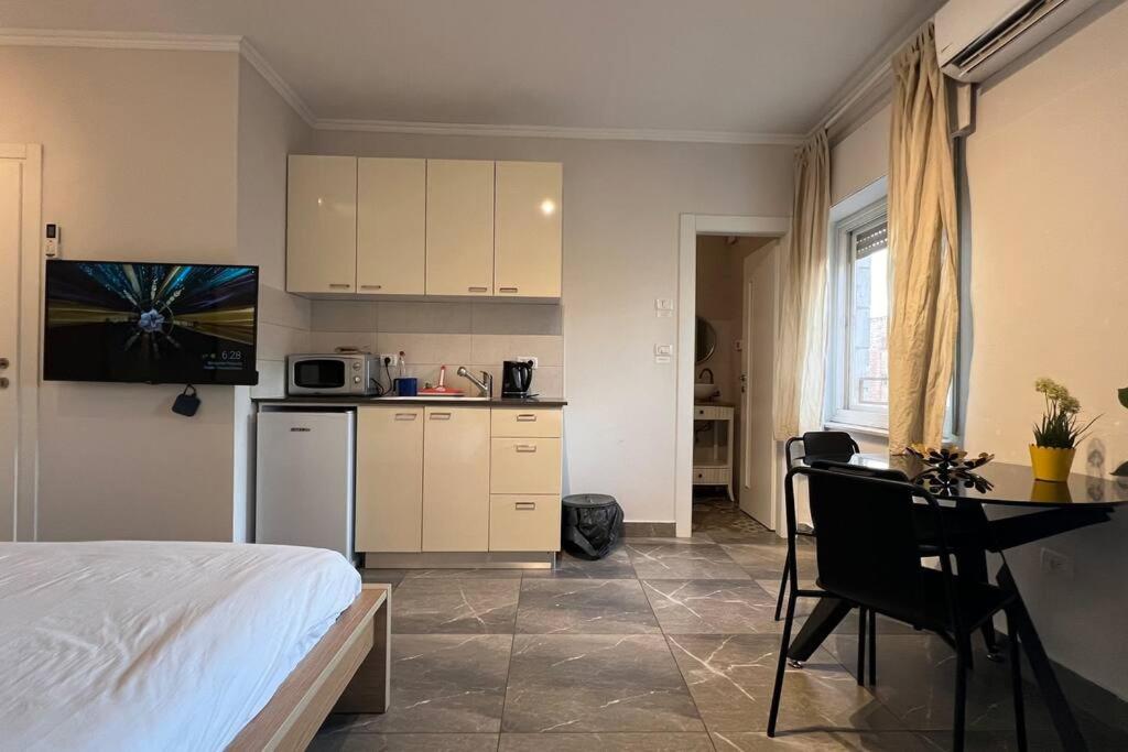 Gabriel Apartments - Design Suites In JEM City Center view 2
