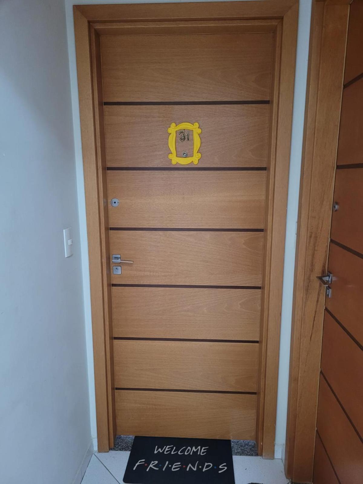 Apartamento central aconchegante temática Friends Ponta Grossa PR