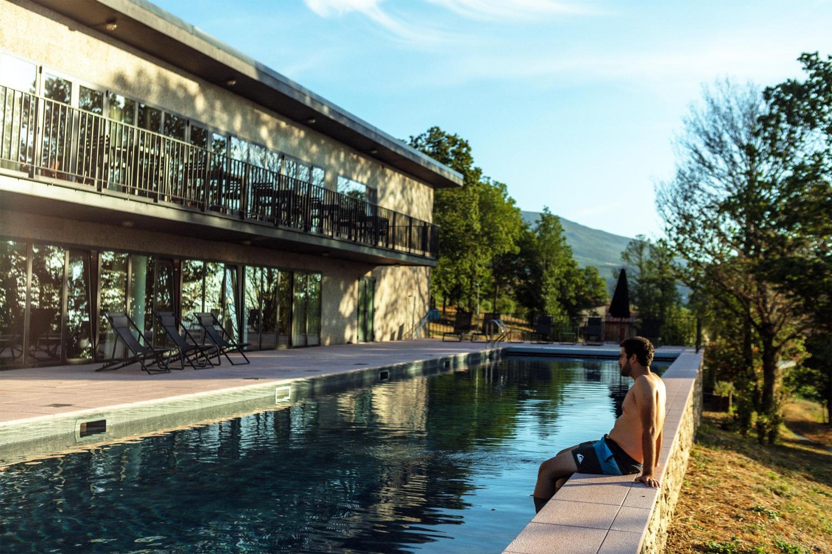 Photo 98