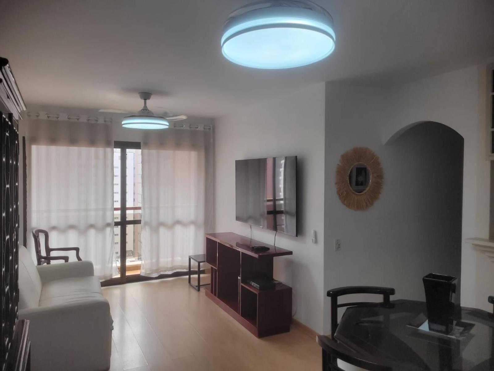 Flat Rua Haddock Lobo 867 com 2 Quartos e Sacada e Enxoval