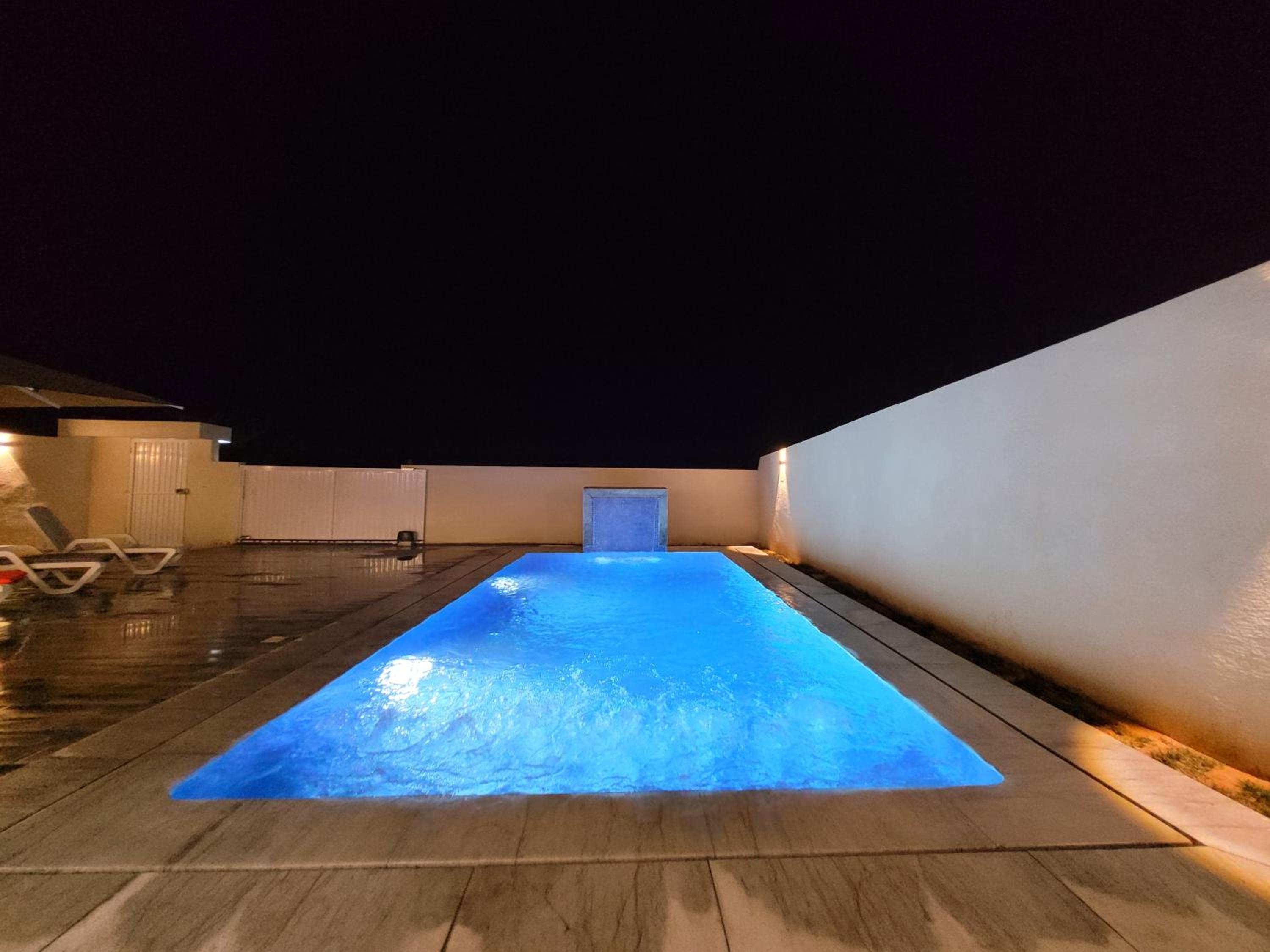 Photo 105