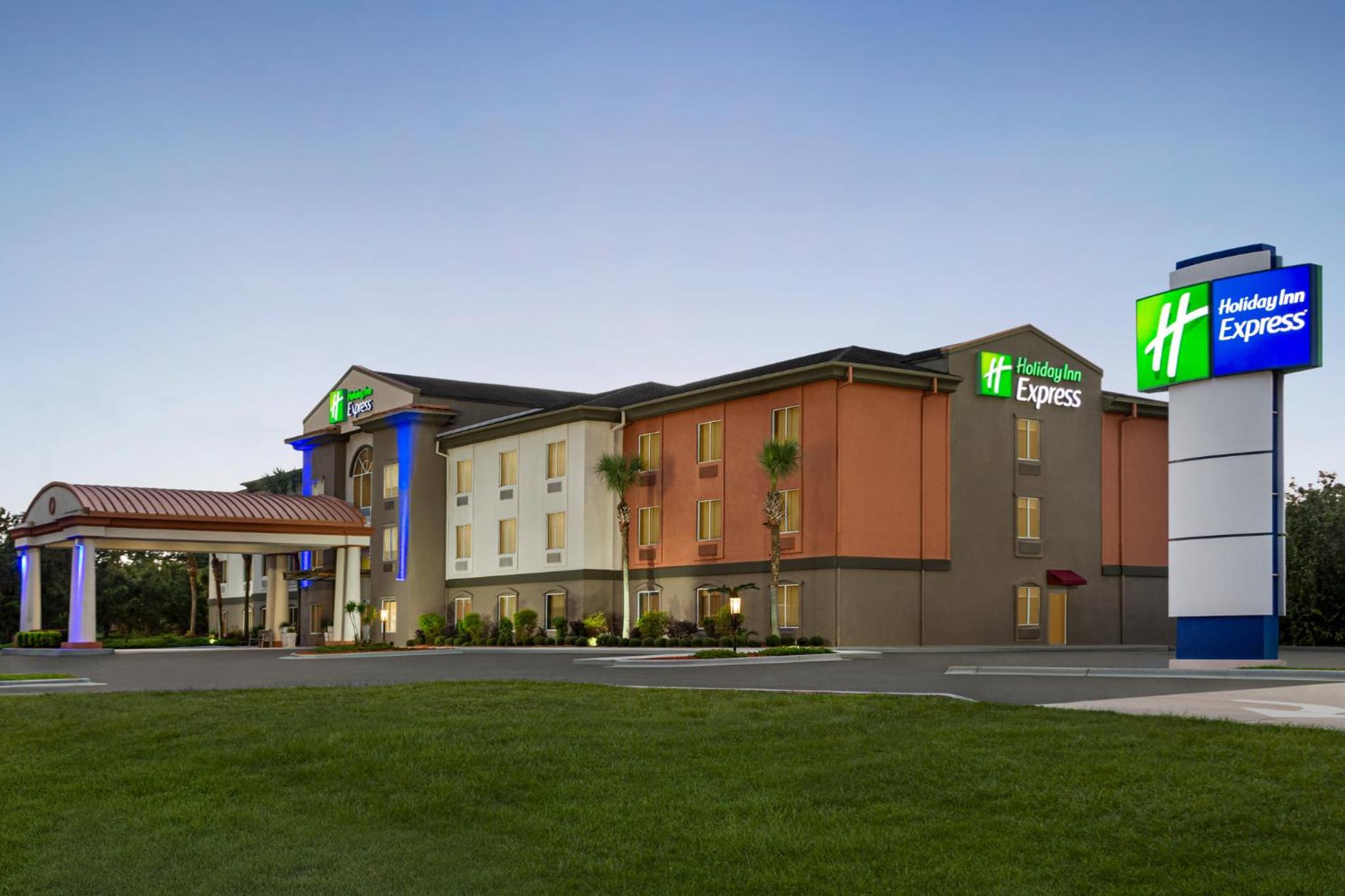 Holiday Inn Express Hotel  Suites Live Oak, an IHG Hotel - Property Image 39