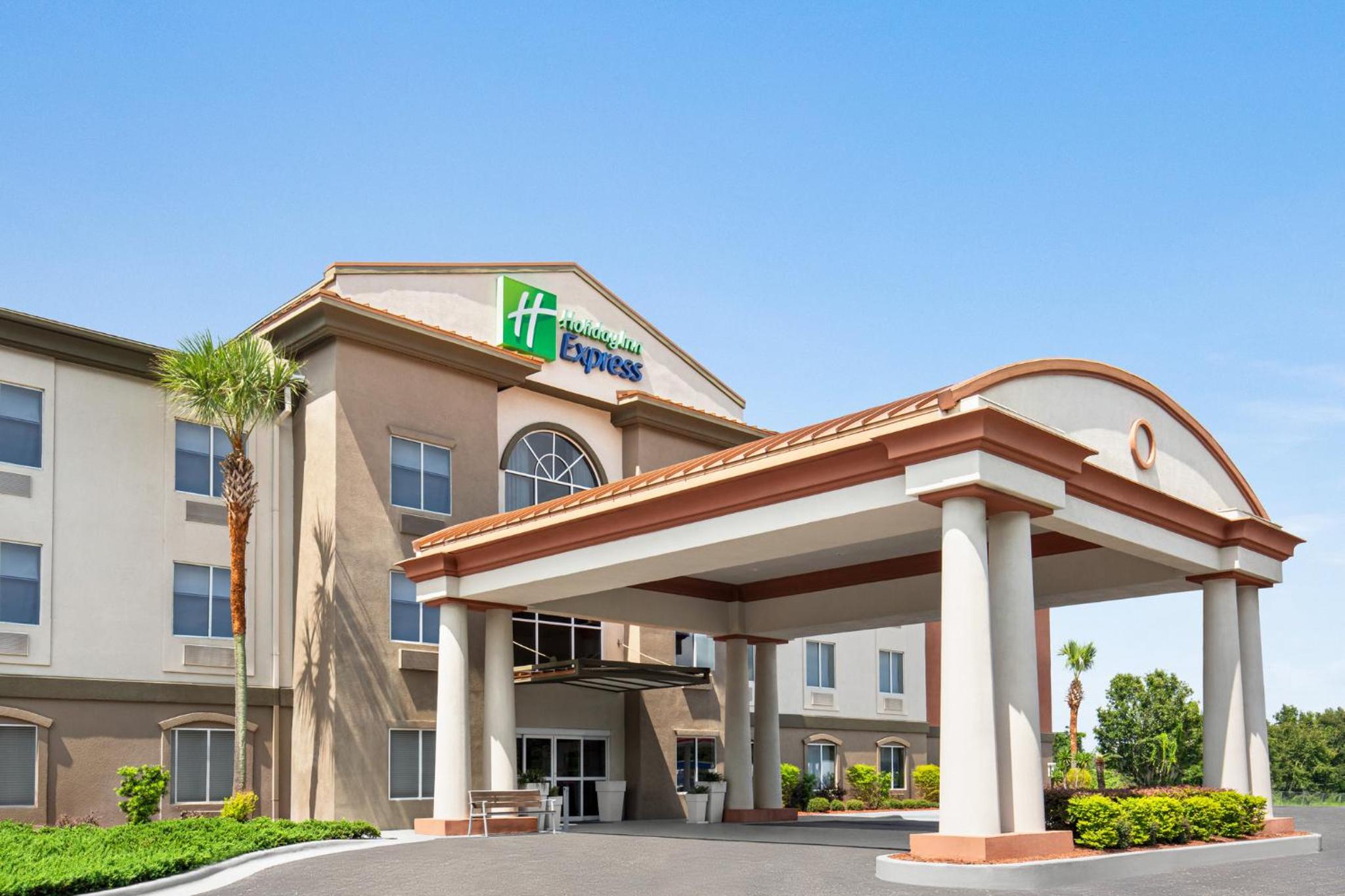 Holiday Inn Express Hotel  Suites Live Oak, an IHG Hotel - Property Image 40