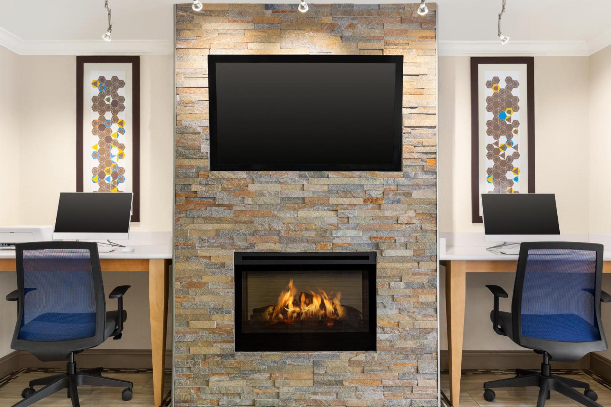 Holiday Inn Express Hotel  Suites Live Oak, an IHG Hotel - Property Image 18