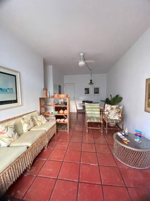 Apartamento 3 Quartos com garagem Prainha Tmoturismo