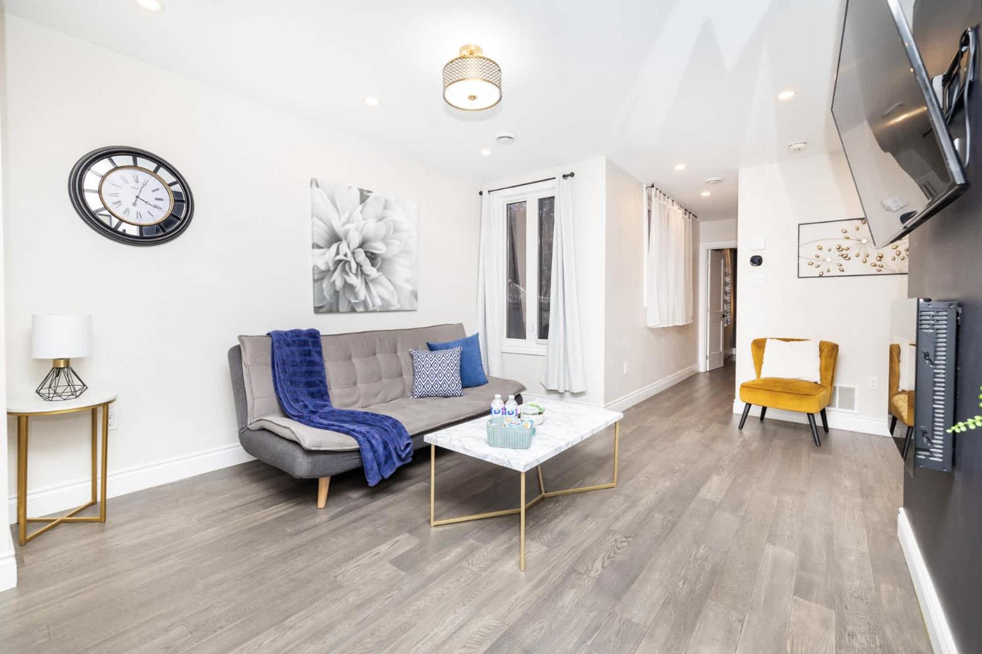 Lowertown Apartment - Sleeps 4