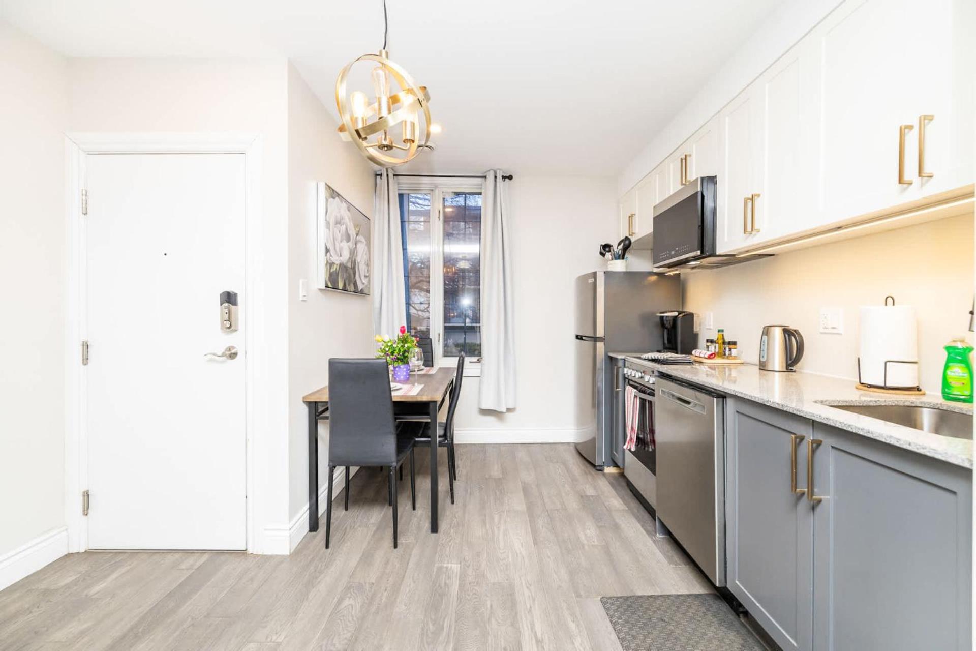 Lowertown Apartment - Sleeps 4