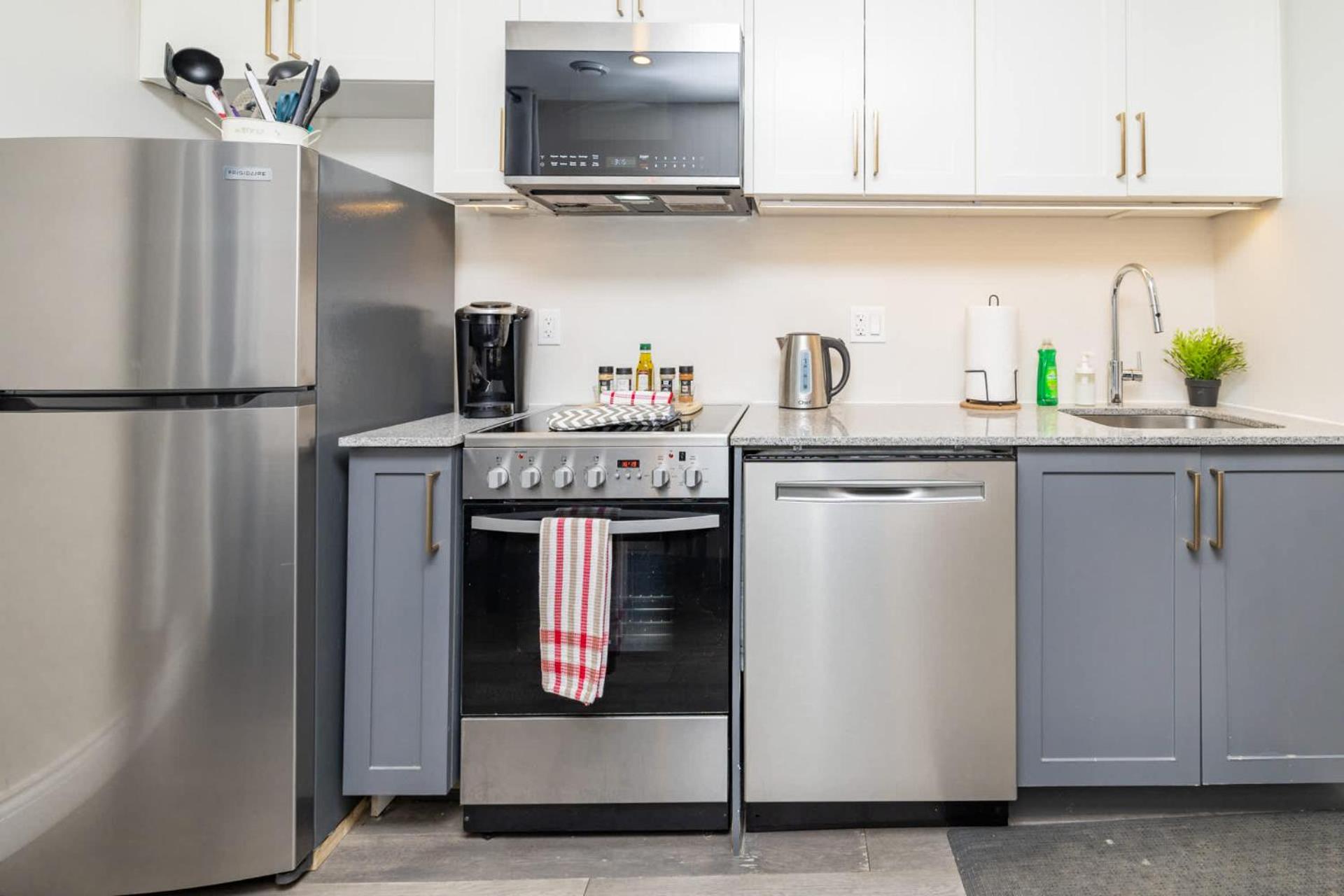 Lowertown Apartment - Sleeps 4