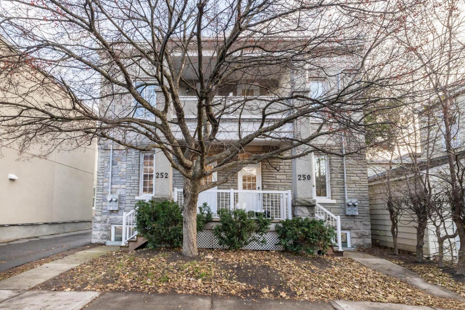 Lowertown Apartment - Sleeps 4