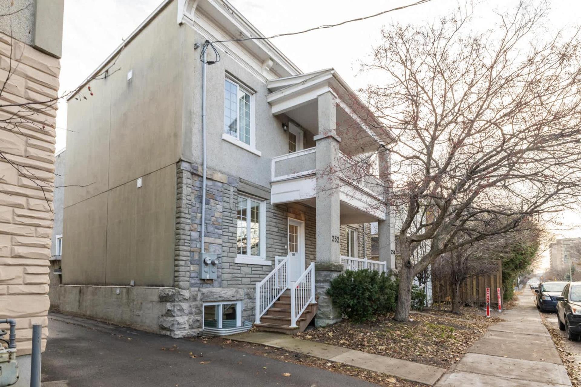 Lowertown Apartment - Sleeps 4