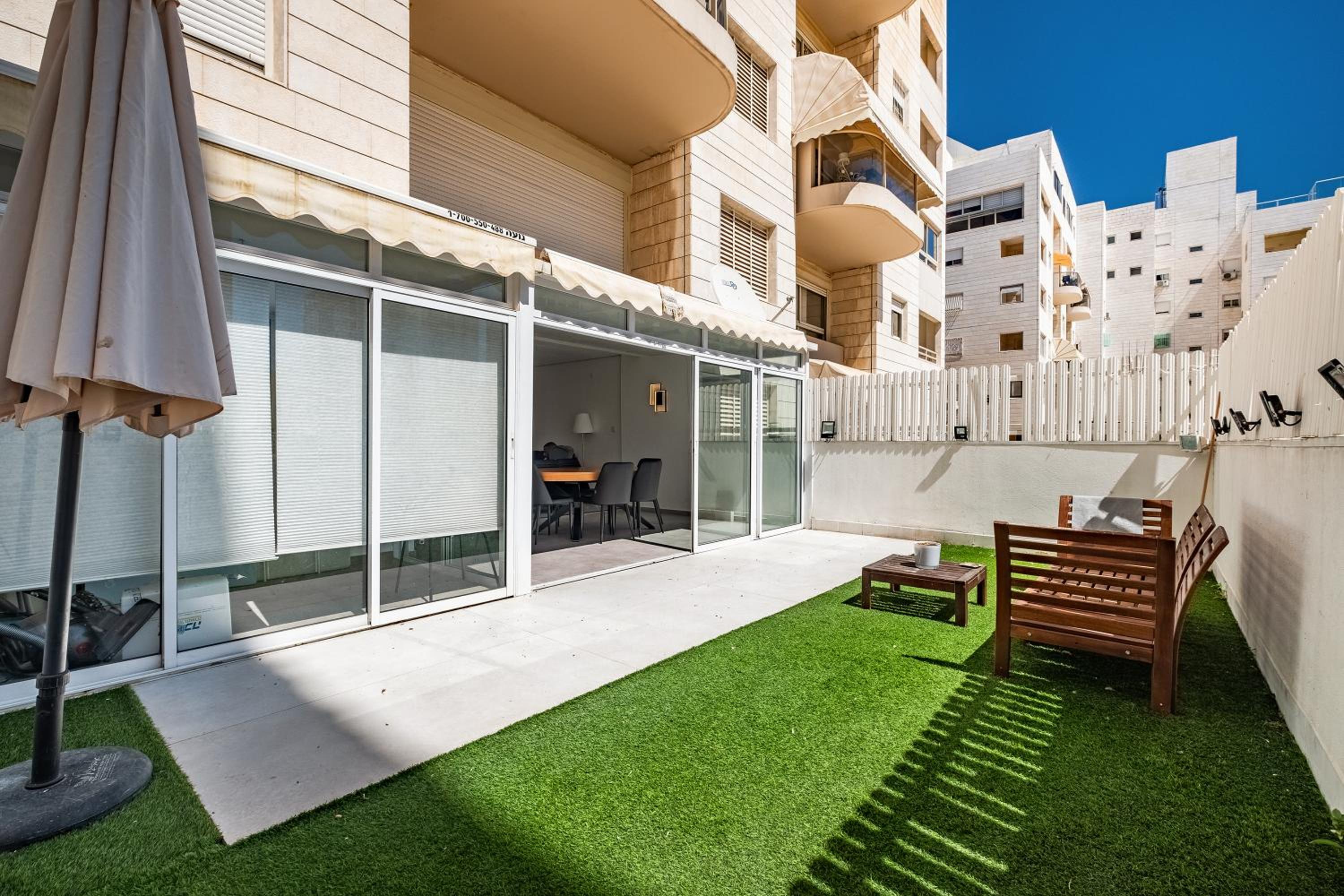 Ashdod Skyview modern 3bdr apartment by torohome view 4