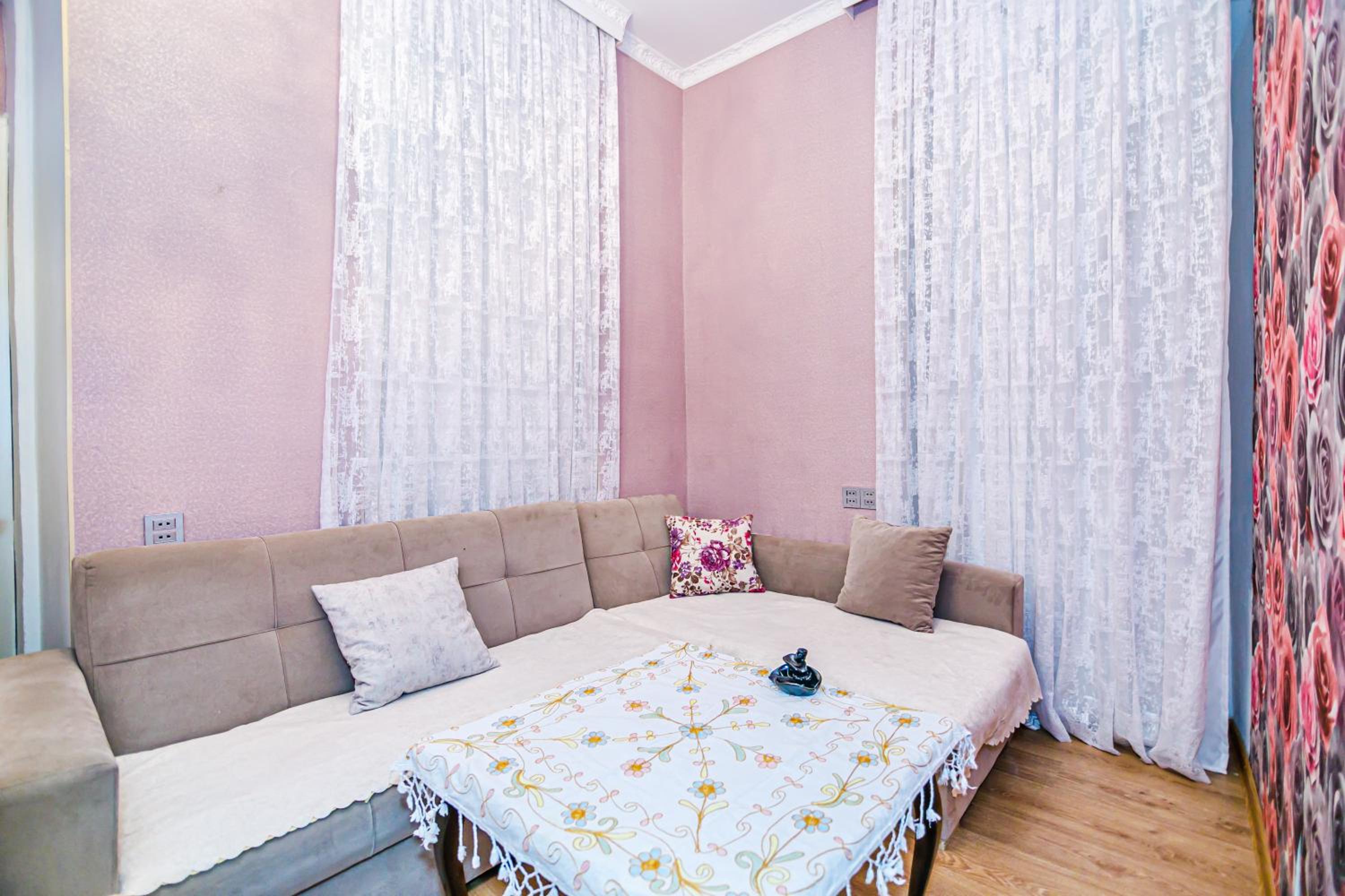 STELLA Luxury Apartment in Nizami street