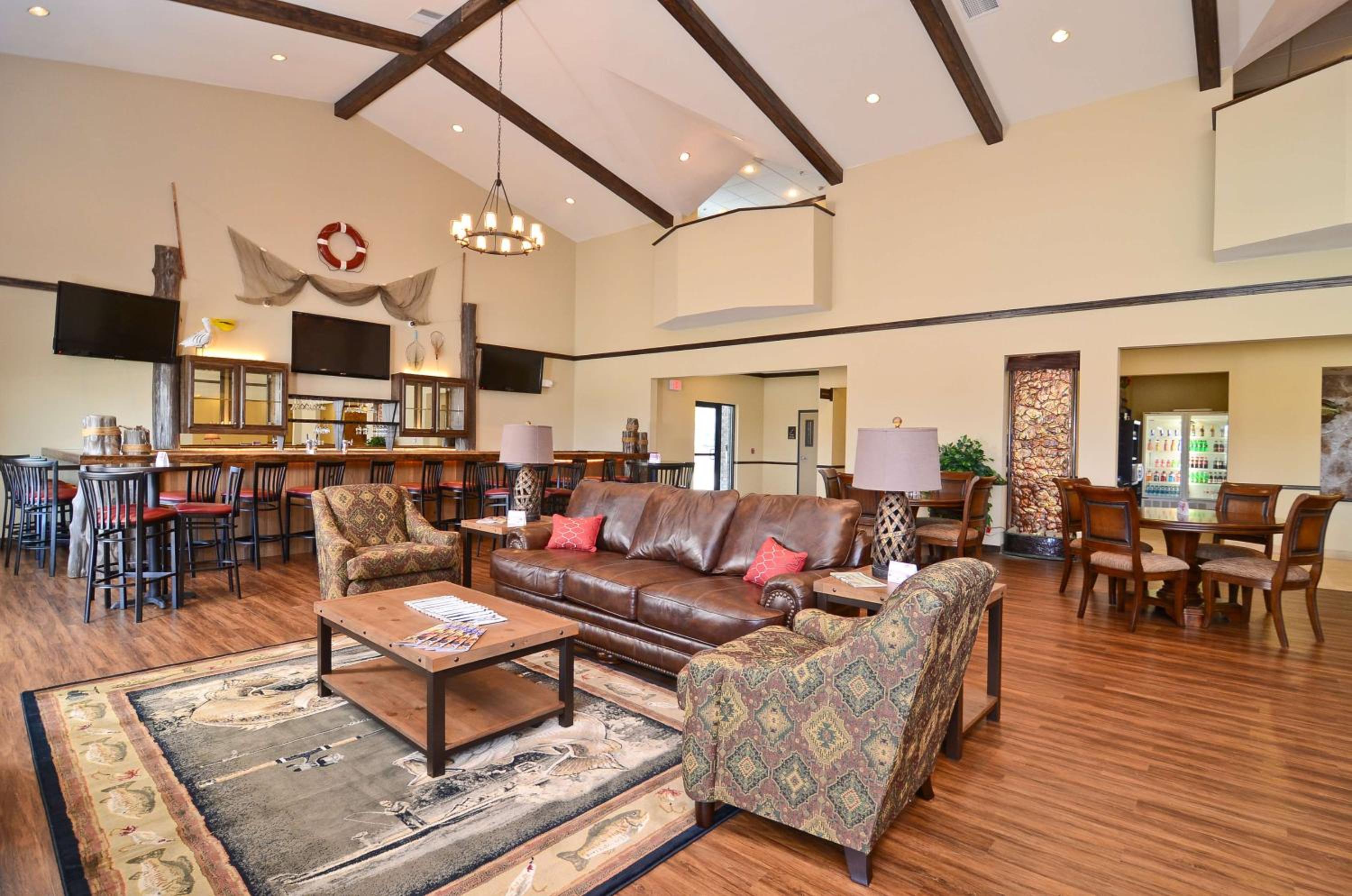Best Western Plus Emory at Lake Fork Inn  Suites - Property Image 1