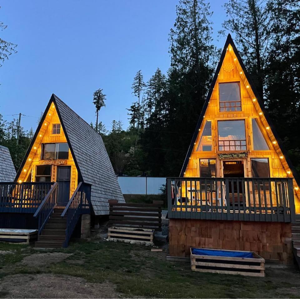 Bratty Catty Cabin