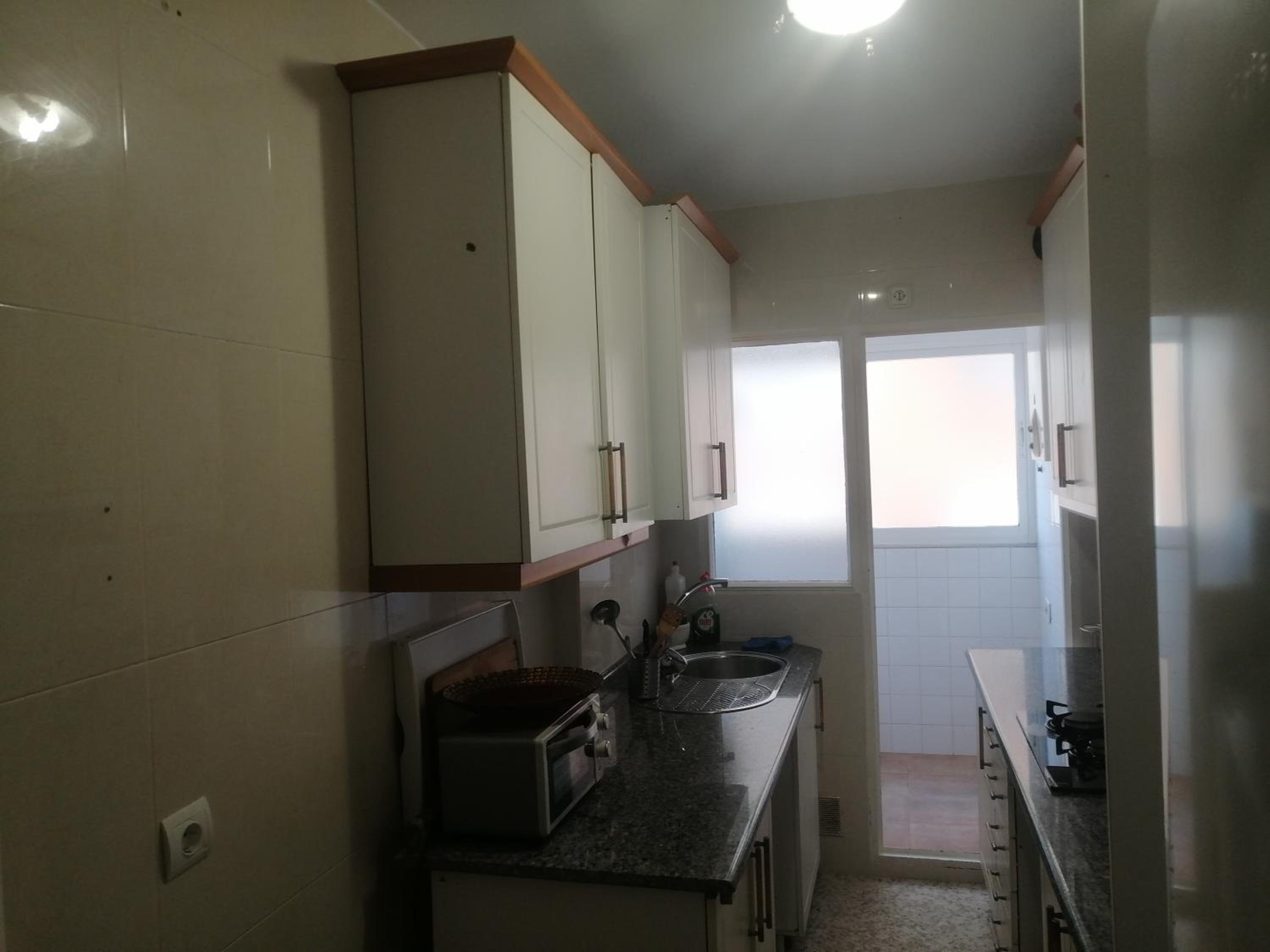 B Habitación preciosa grande privada centro Málaga y cerca de la playa Wi-Fi