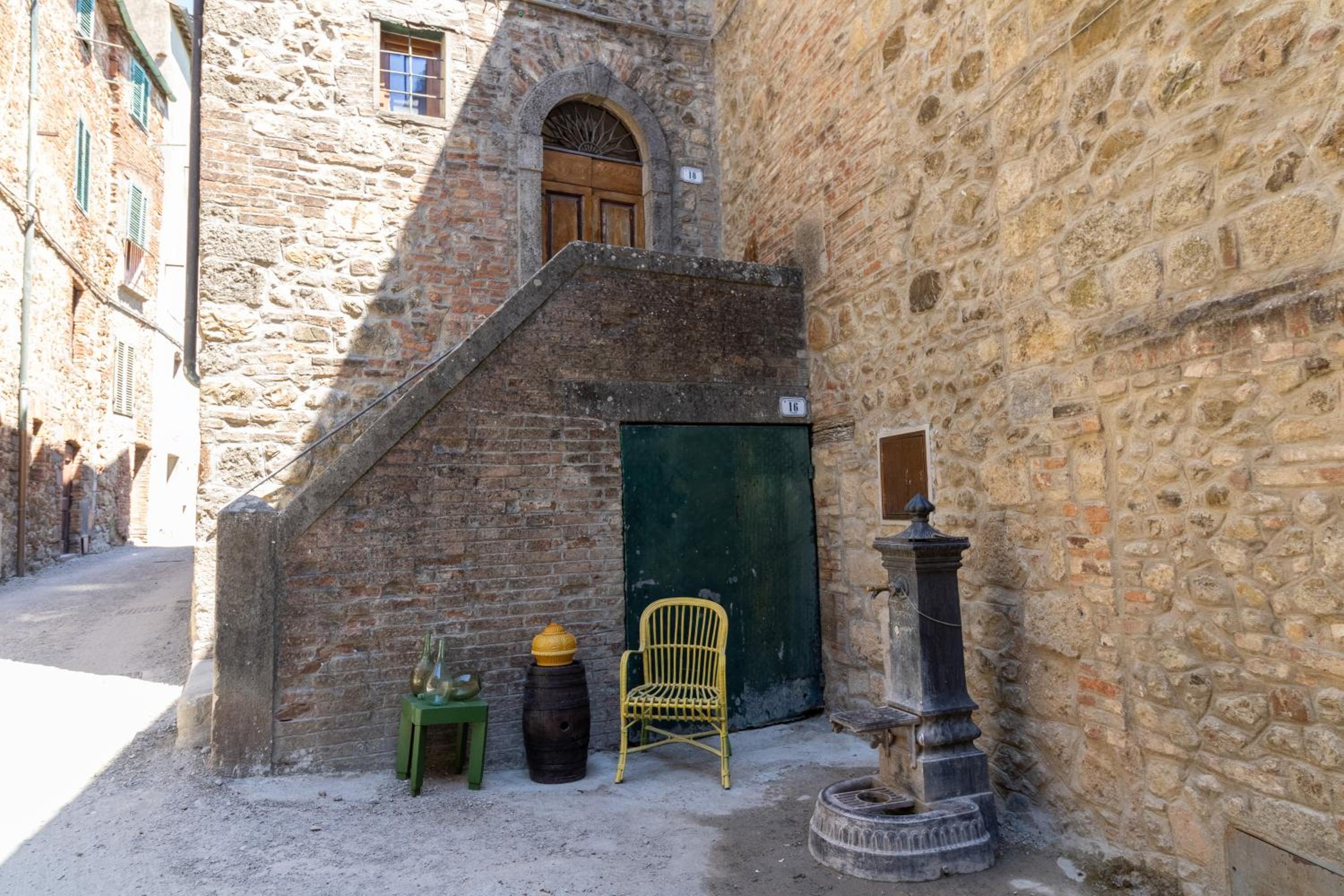 Photo 14