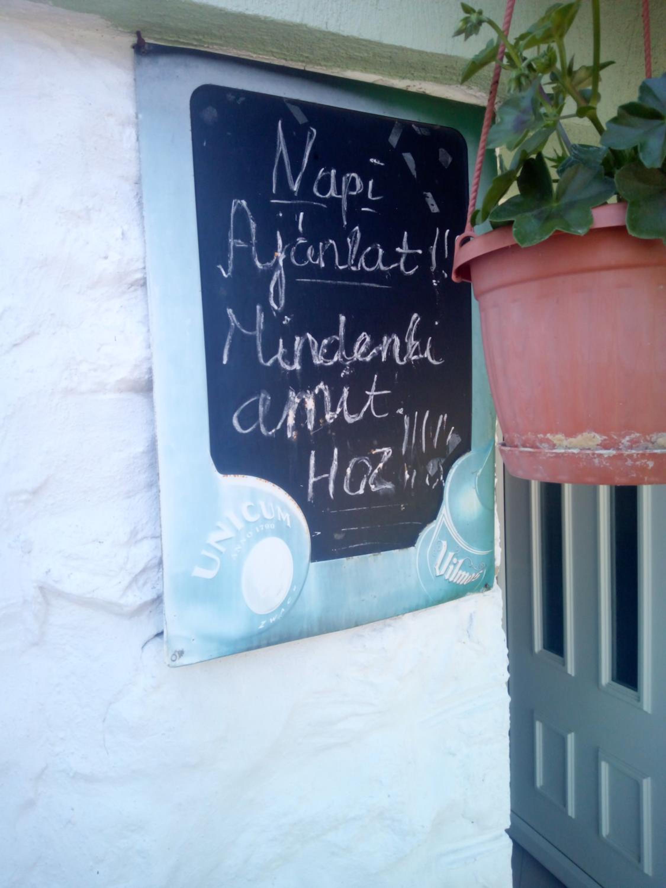 KOÓS VENDÉGHÁZ