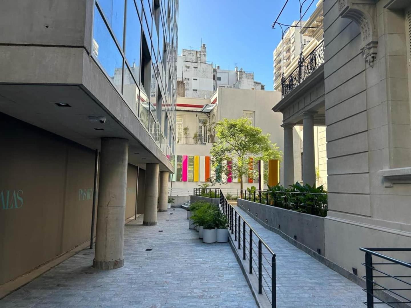 Attico Calas