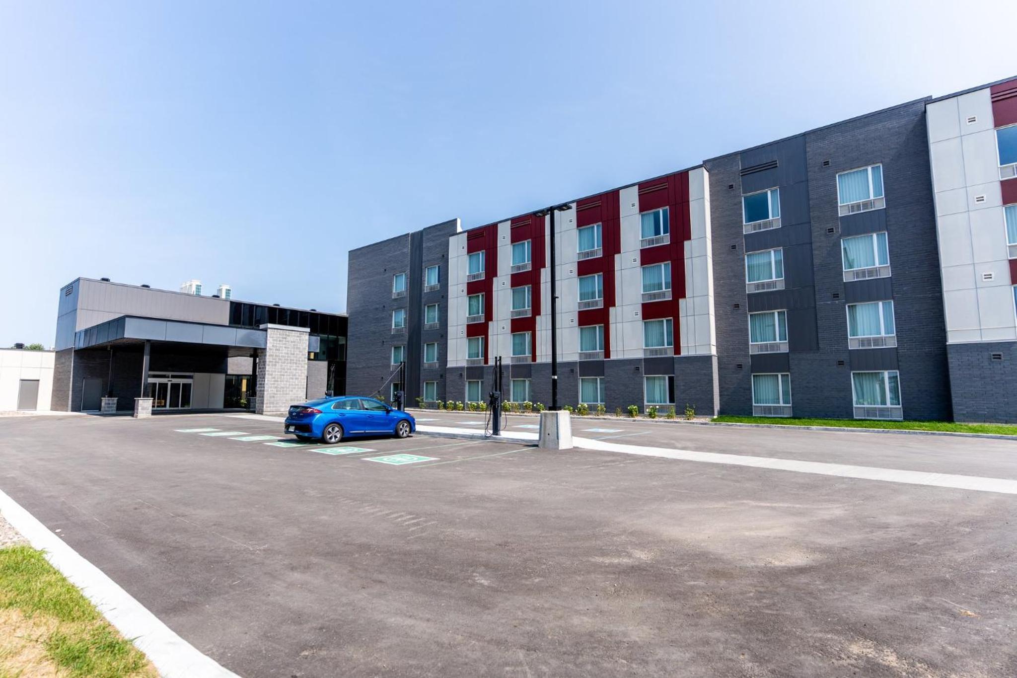 Trois-rivieres Vacations - Candlewood Suites Trois-Rivieres Ouest, an IHG Hotel - Property Image 15