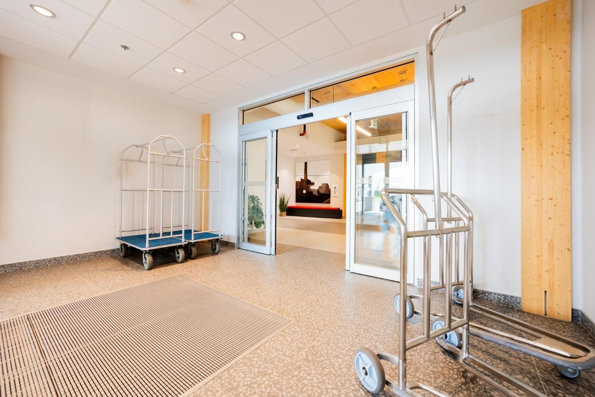 Trois-rivieres Vacations - Candlewood Suites Trois-Rivieres Ouest, an IHG Hotel - Property Image 22