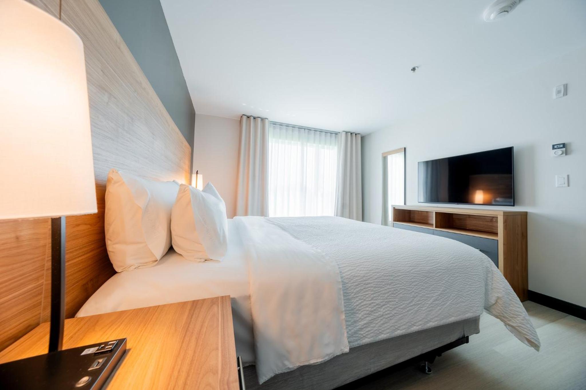 Trois-rivieres Vacations - Candlewood Suites Trois-Rivieres Ouest, an IHG Hotel - Property Image 27