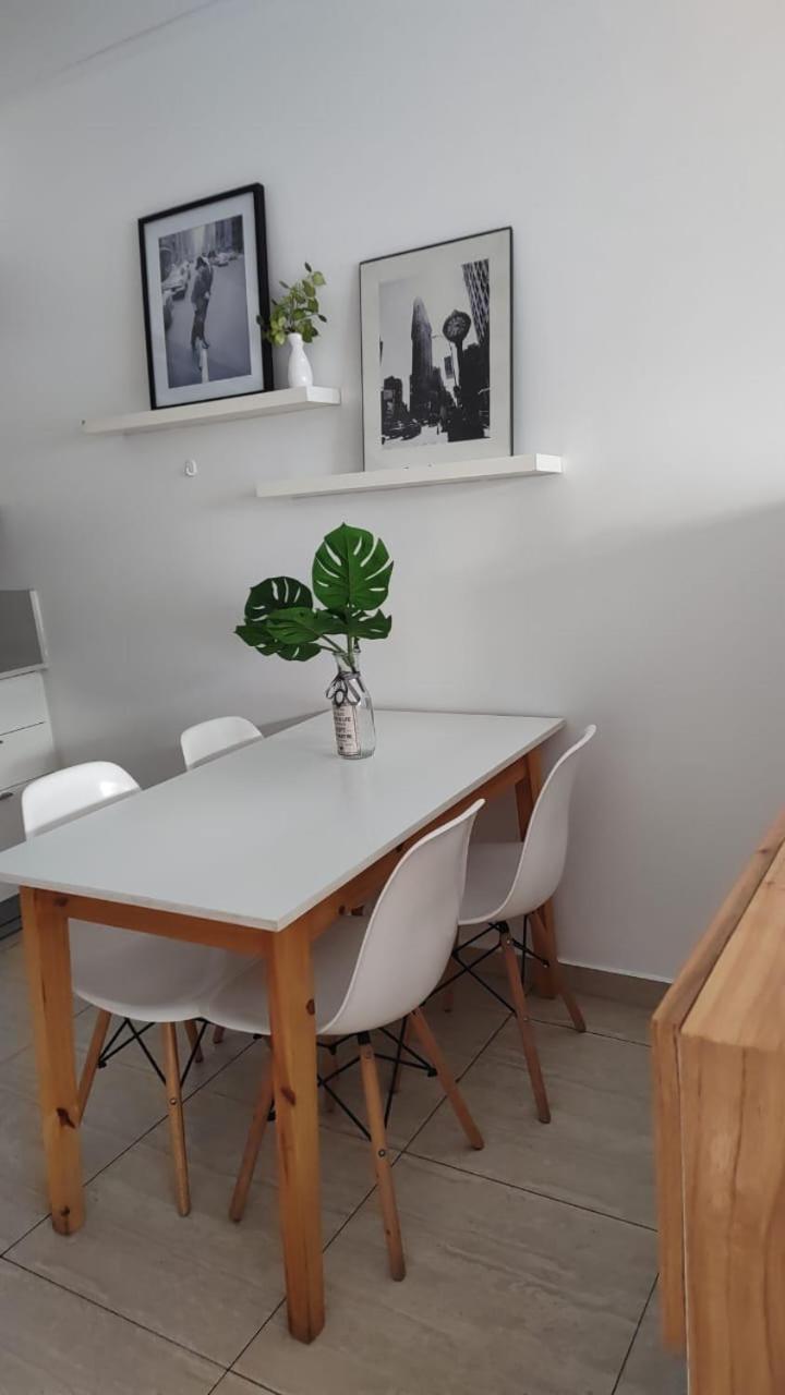 Las Cañitas studio full amenities, seguridad