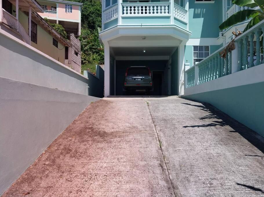 Vacation Getaway at Wallhouse