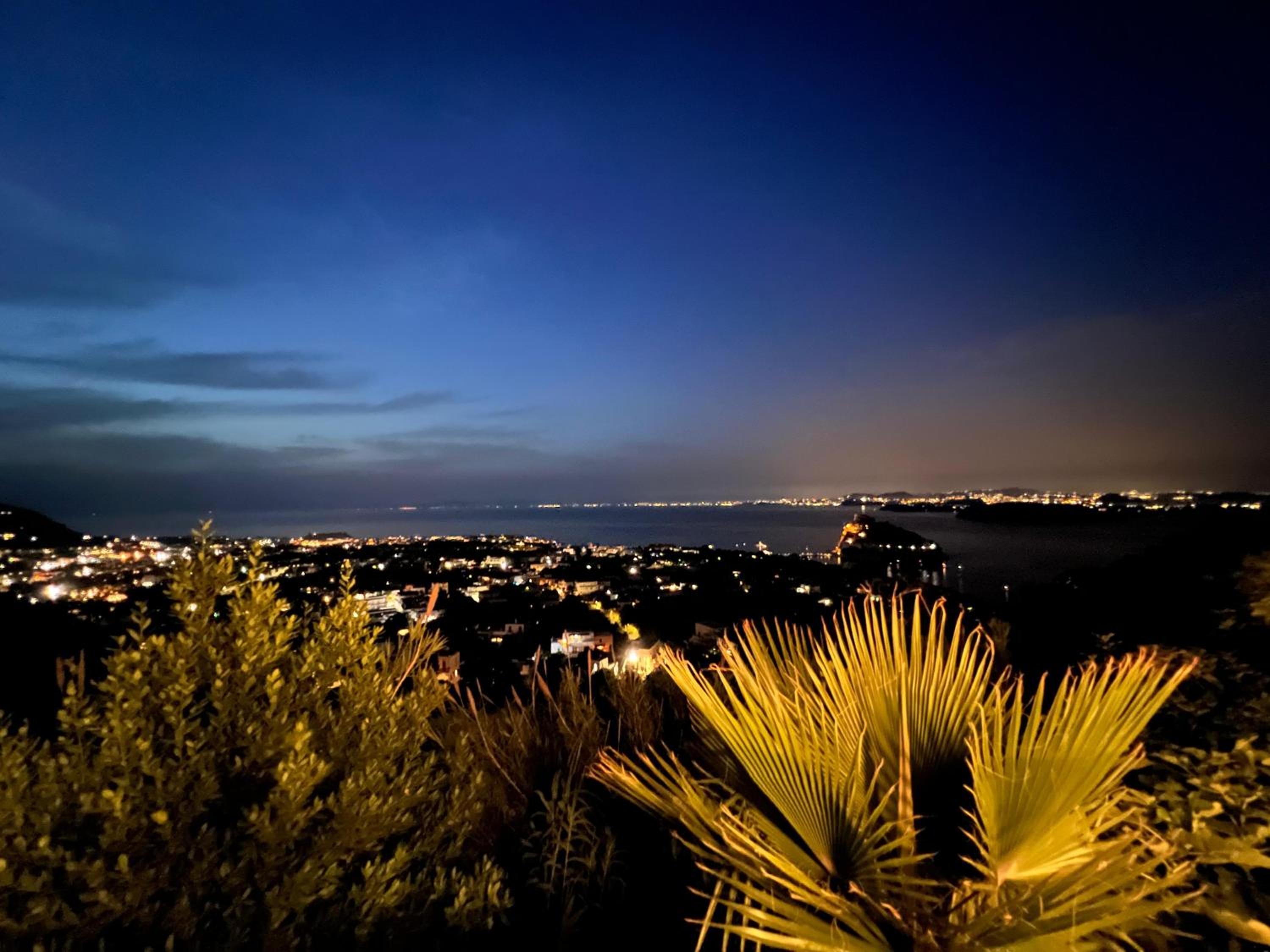 Barracuda Suite Sea View & Dinner Experience