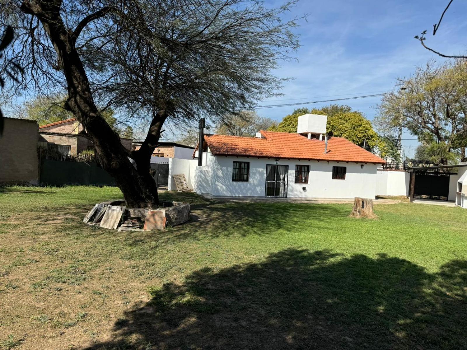 Casa con excelente ubicación