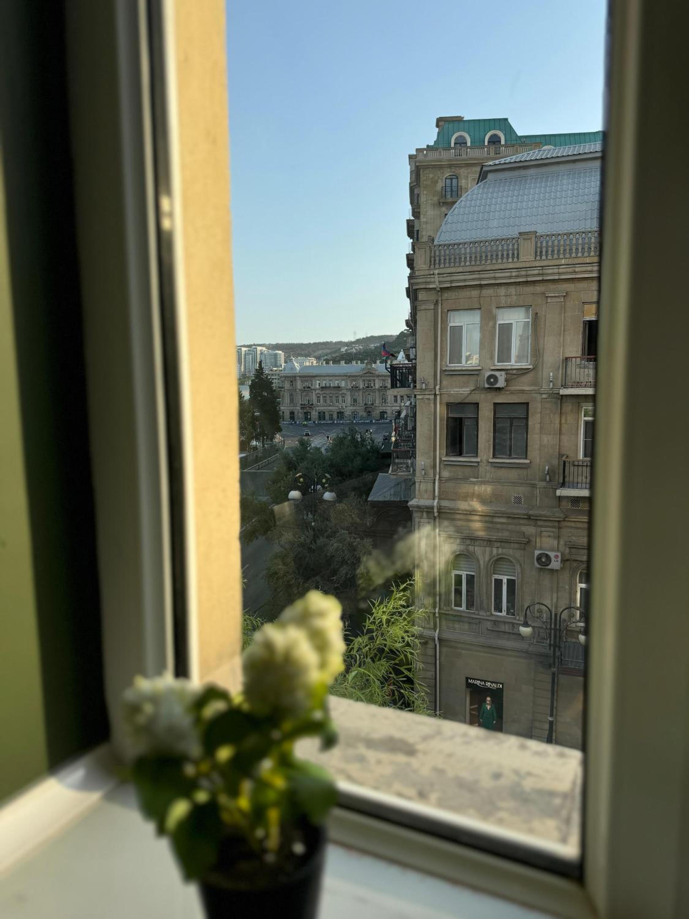 F1 First Lane Sea view Apartment Baku