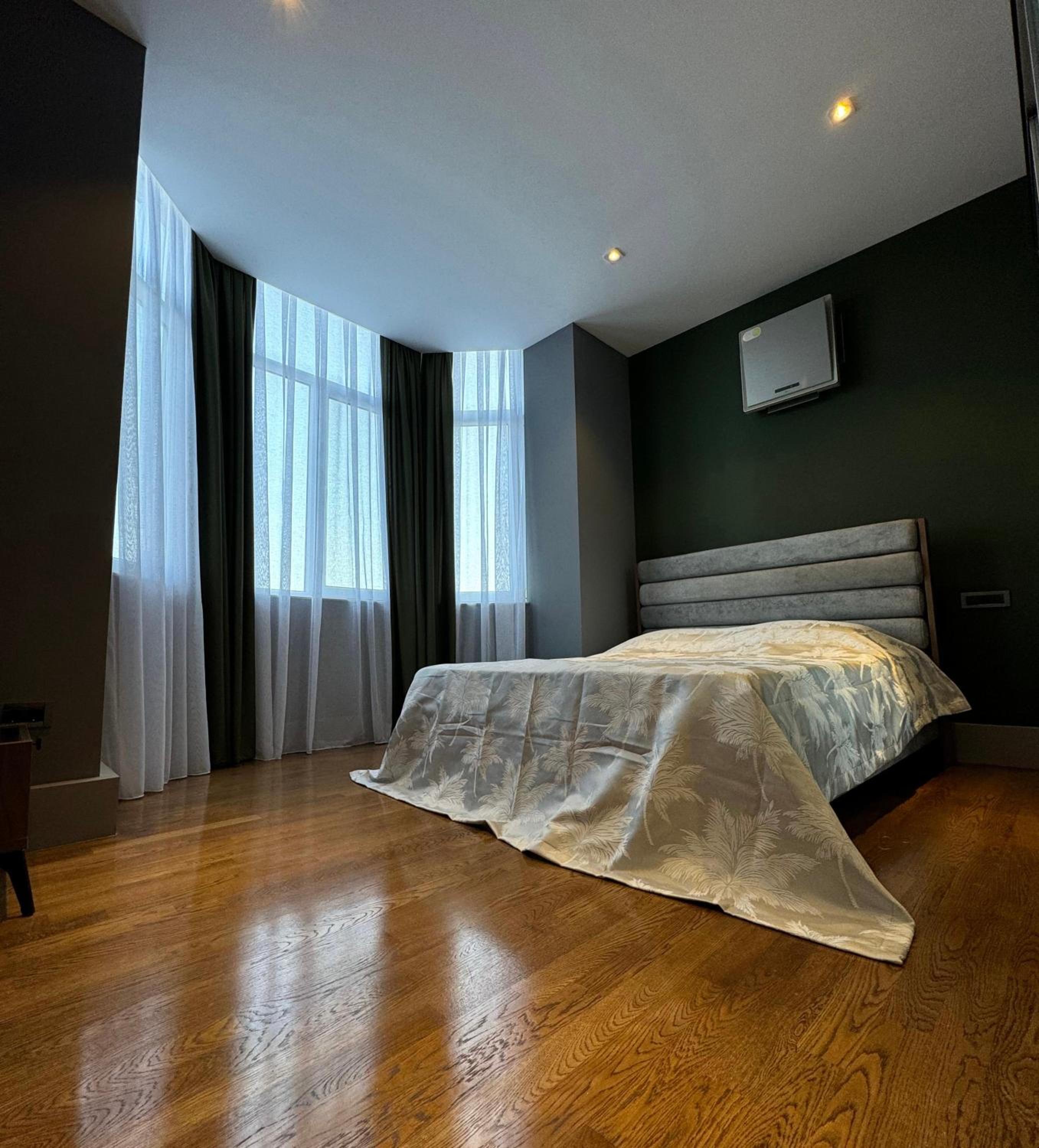 F1 First Lane Sea view Apartment Baku