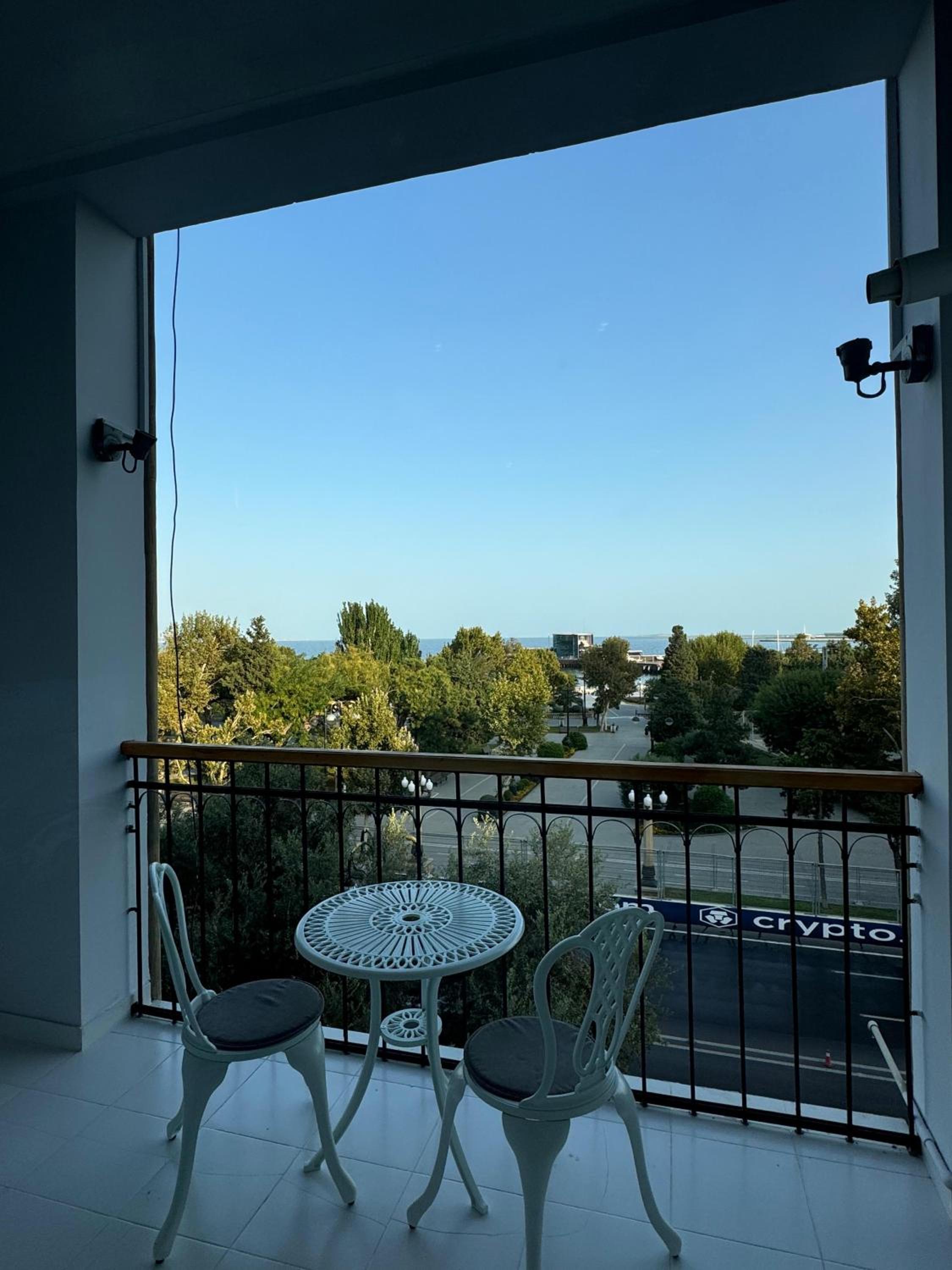 F1 First Lane Sea view Apartment Baku