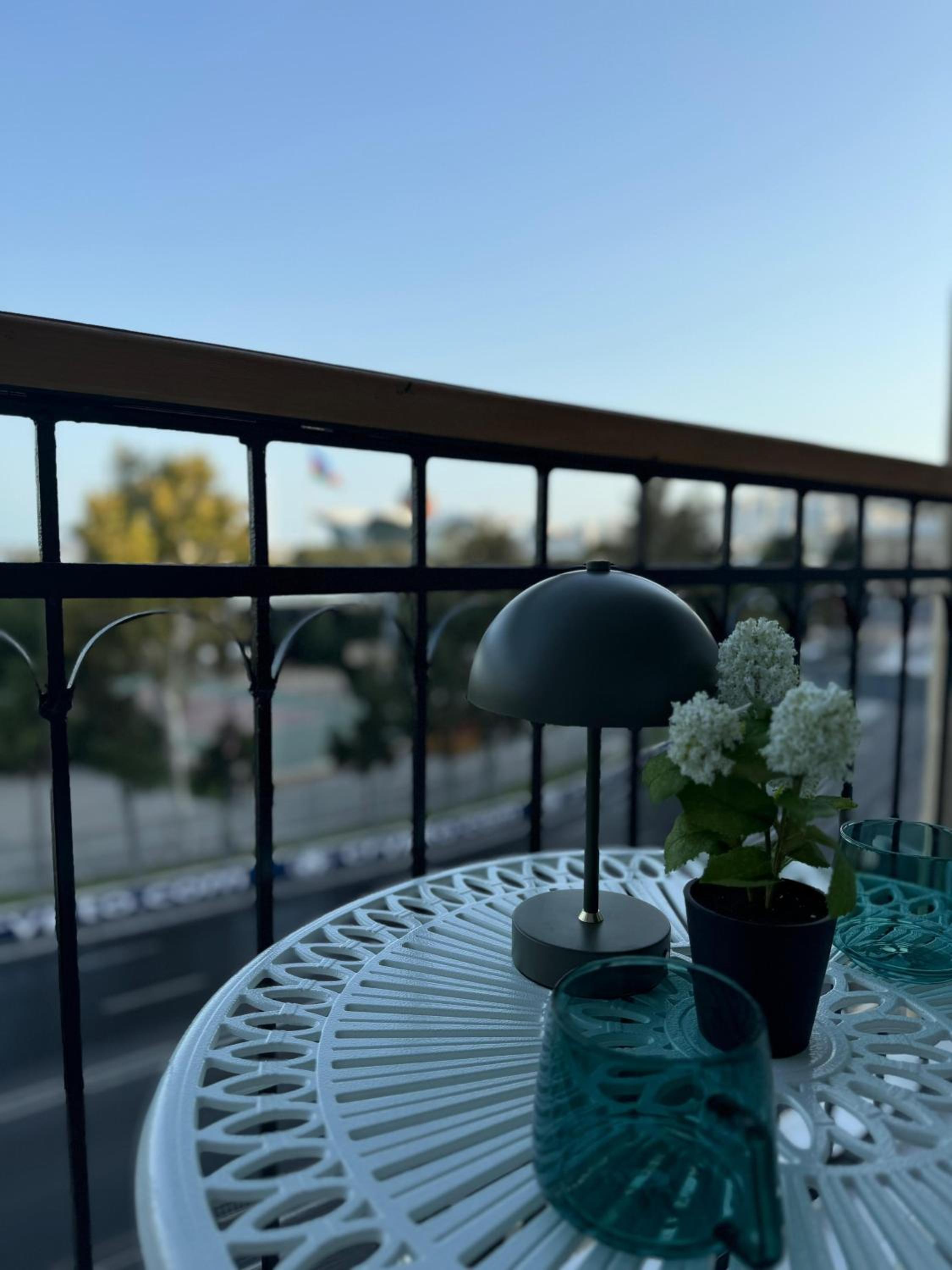 F1 First Lane Sea view Apartment Baku
