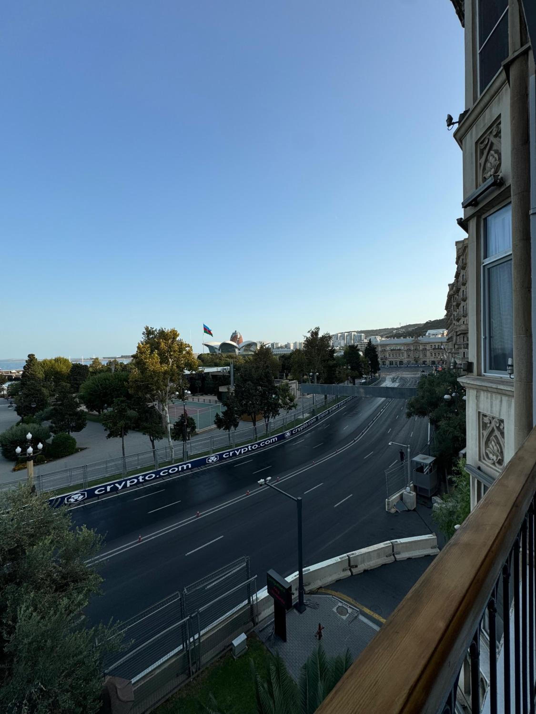 F1 First Lane Sea view Apartment Baku