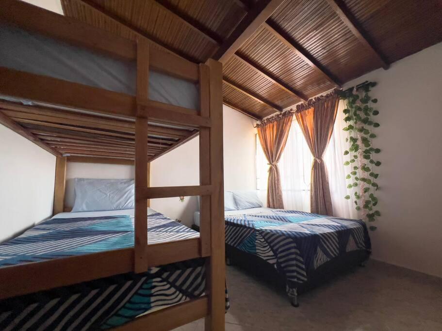 Excepcional Casa Privada para Familias y Grupos - Excelente Ubicación
