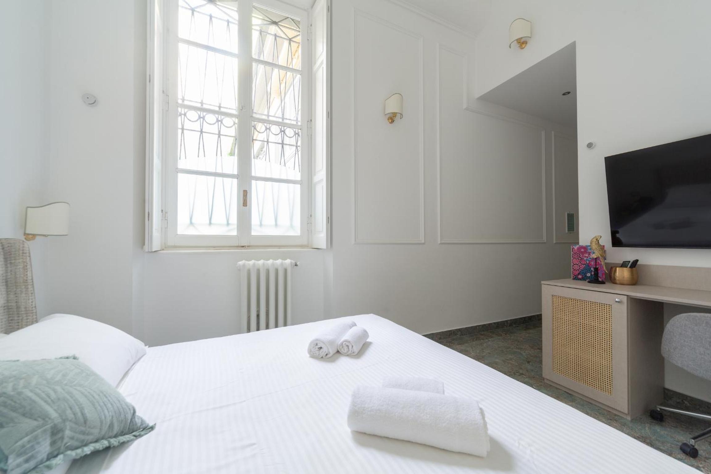Duomo Smart Suites