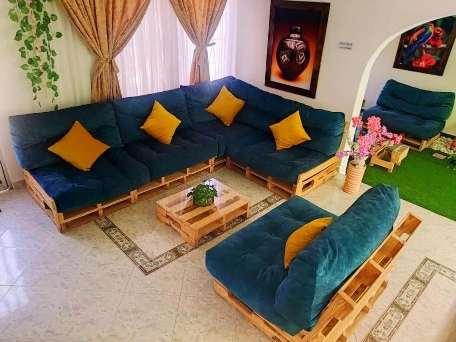 Excepcional Casa Privada para Familias y Grupos - Excelente Ubicación