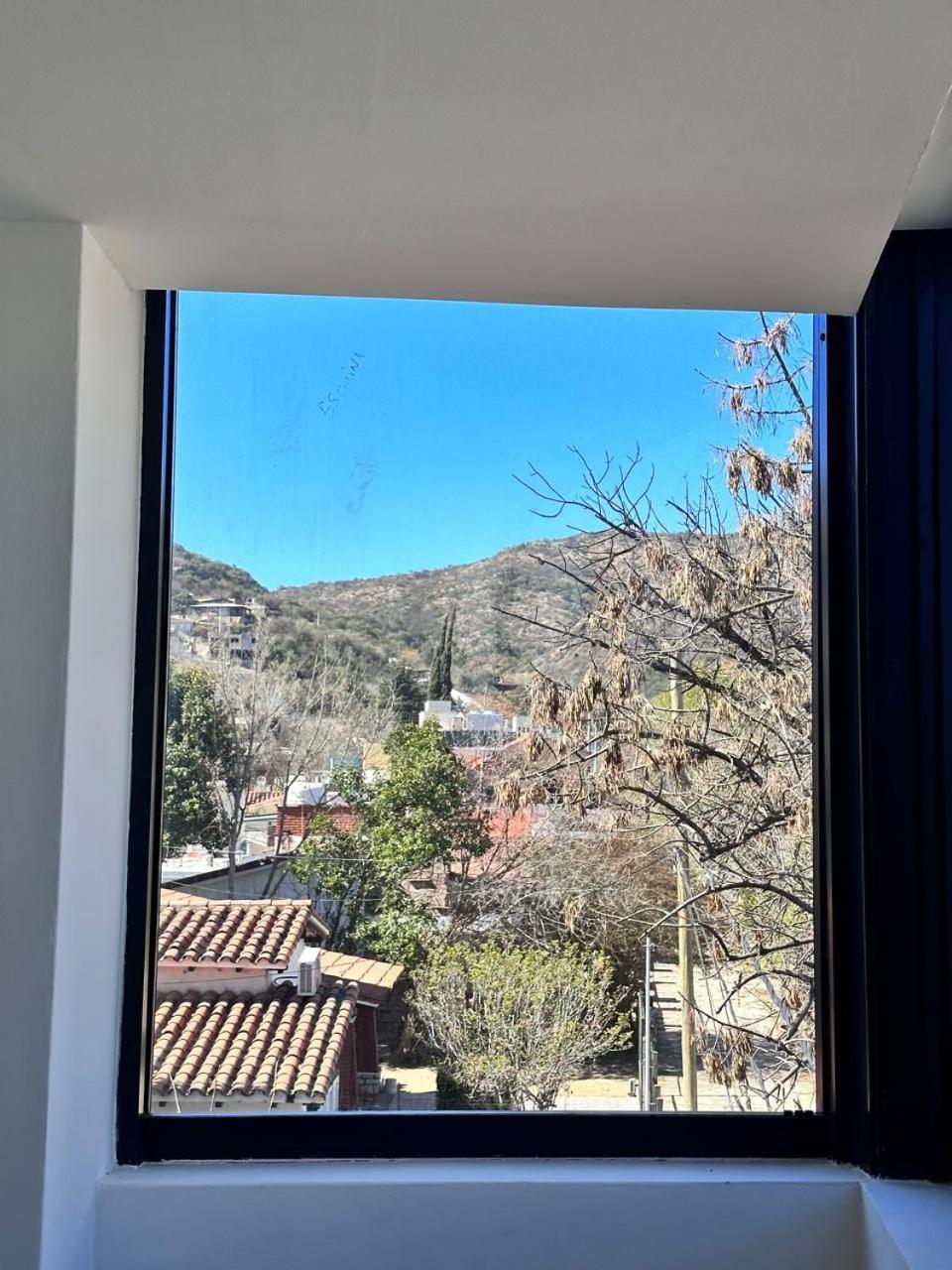 Departamento Estrada Lux Céntrico