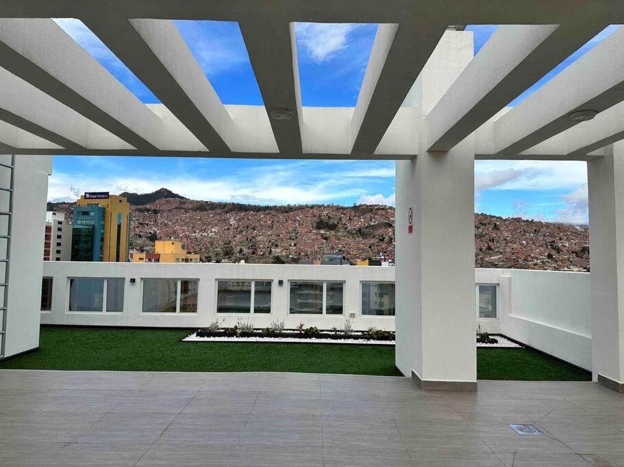Moderno departamento cercano a Embajada Americana